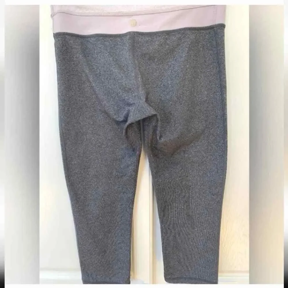 Lululemon LOT of TWO (2) Cropped Capri Gray Marled Leggings 4 (XS) REVERSIBLE
